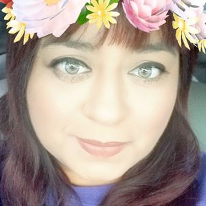 Meet your Posher, Mireya